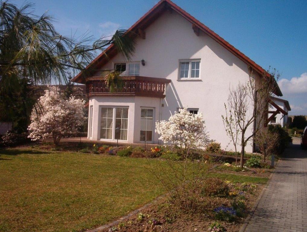 Gaestehaus Borniger Gau-Weinheim Eksteriør bilde